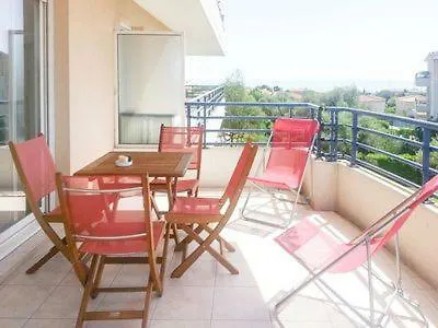 Apartment Le Parc Florentin